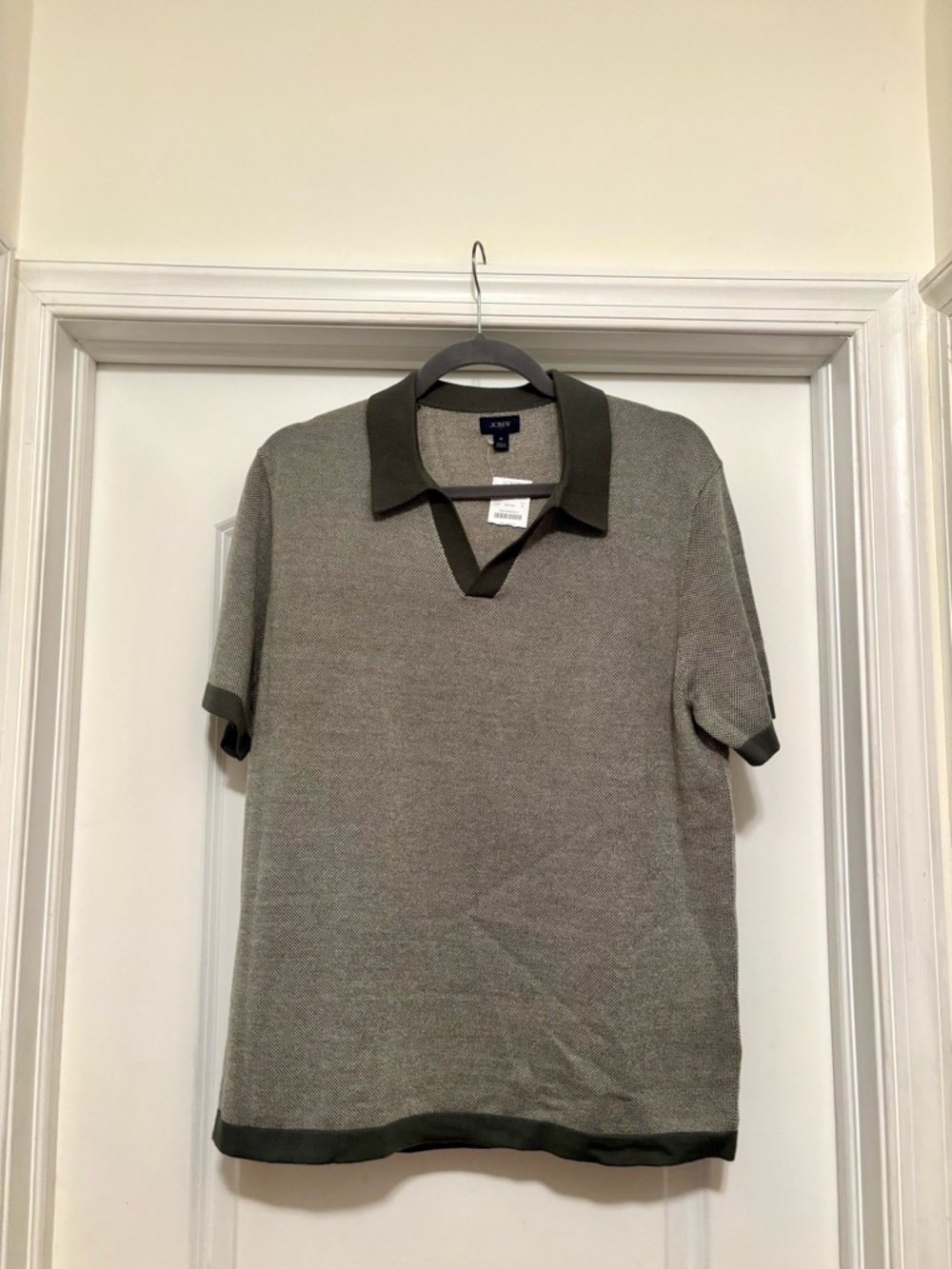 NWT Men’s J Crew pullover top